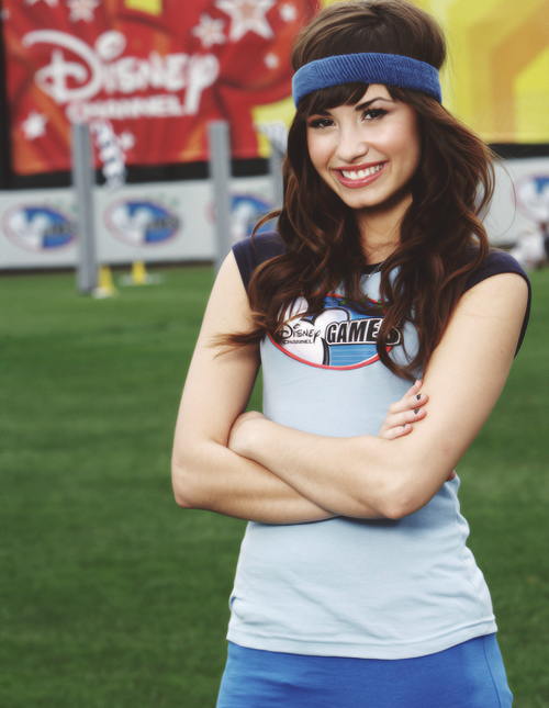 disney channel games 2008 demi lovato